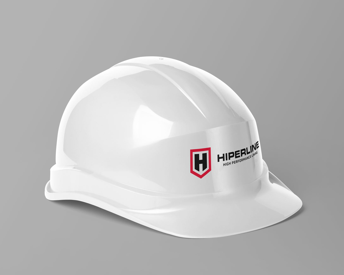 White construction helmet with Hiperline Logo